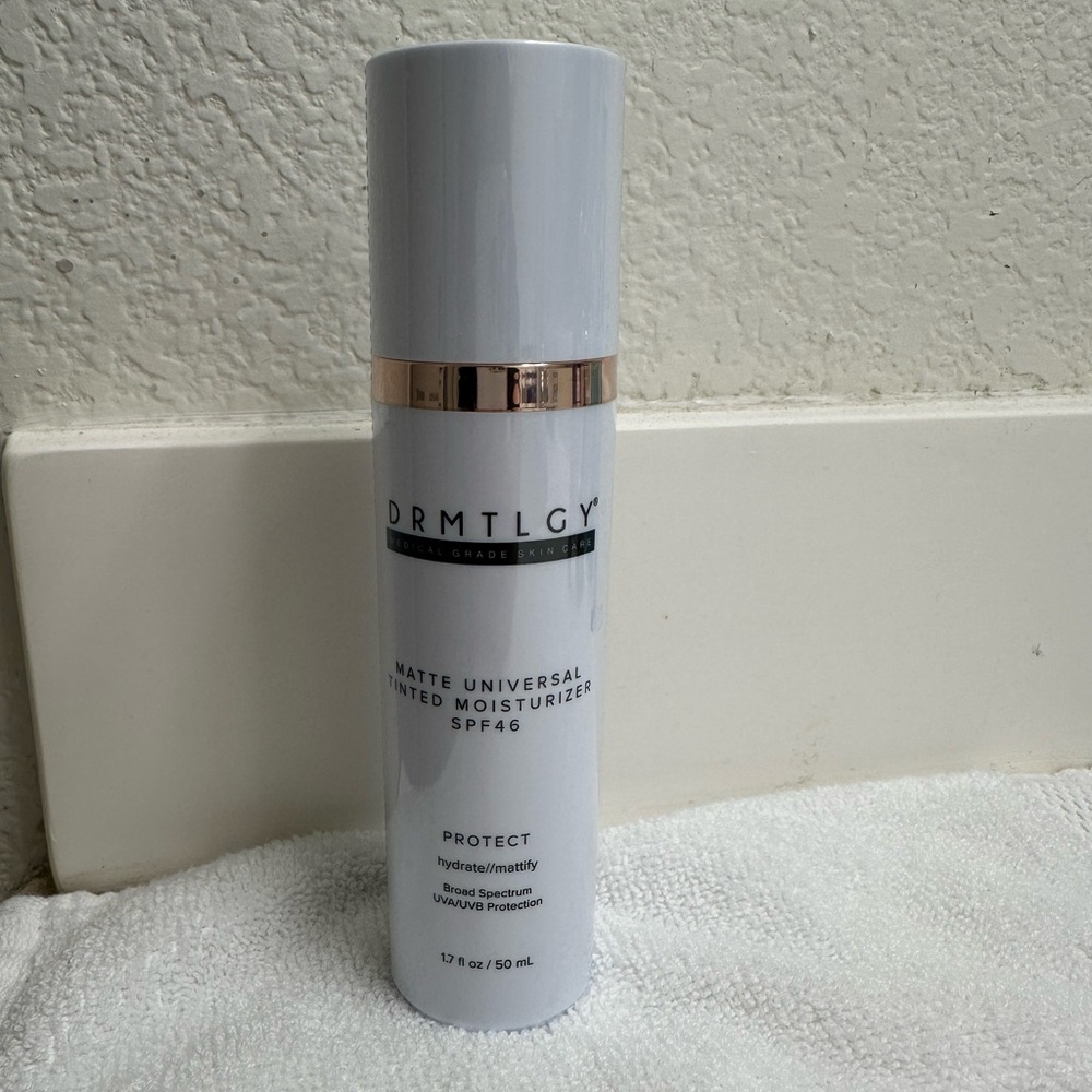 Matte Universal Tinted Moisturizer SPF 46